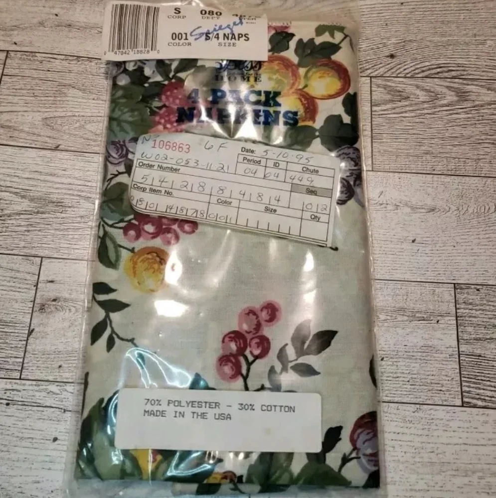 Vtg Spiegel  Bess Fashion For The Home 4 Pk Cloth Napkins Fruit New Original Pkg